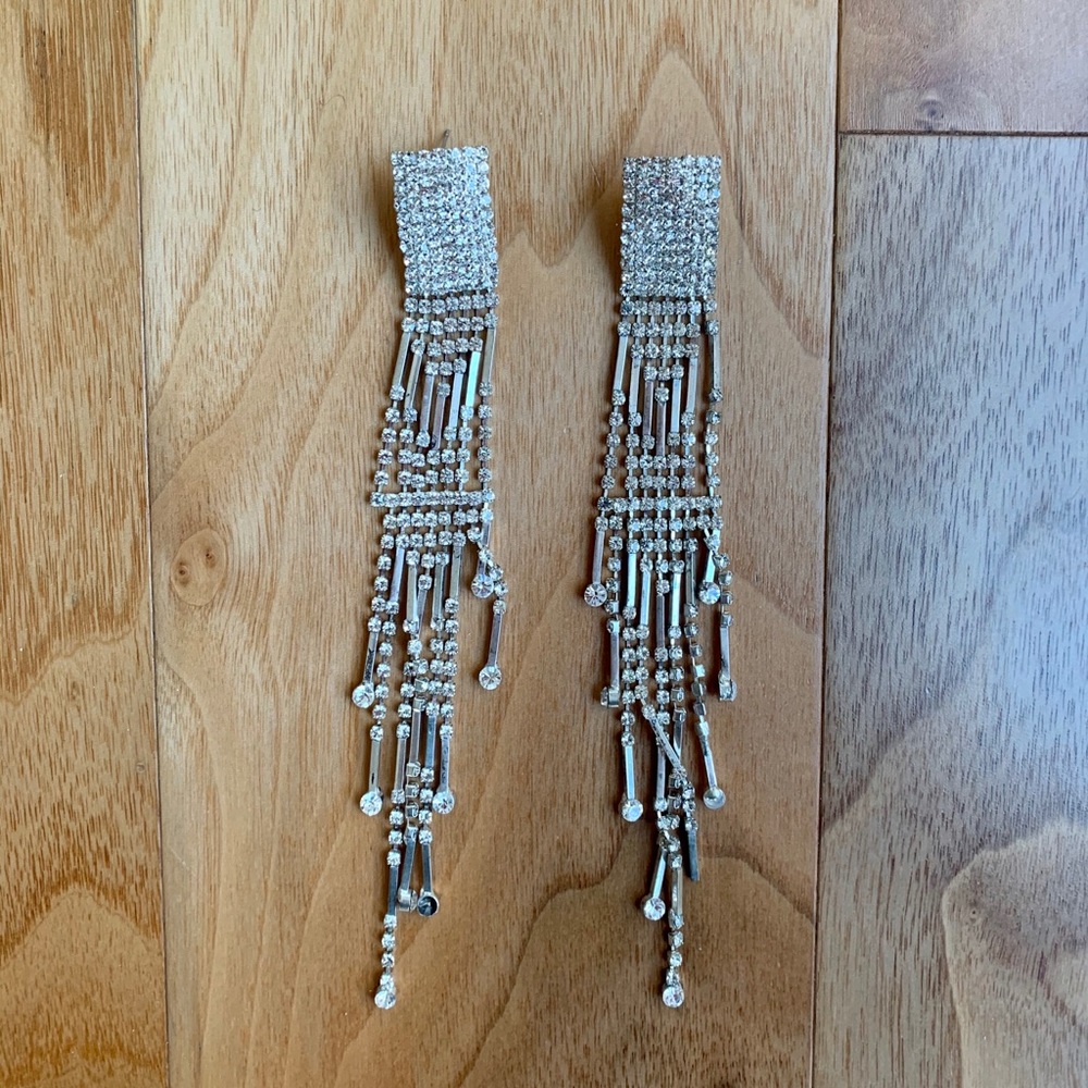 Sparkly glam earrings ✨